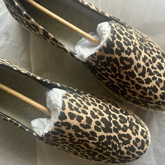 Bundle of 2 by Clarks Shoes Rouge Slip-on size 9M\9W - Picture 3 of 5